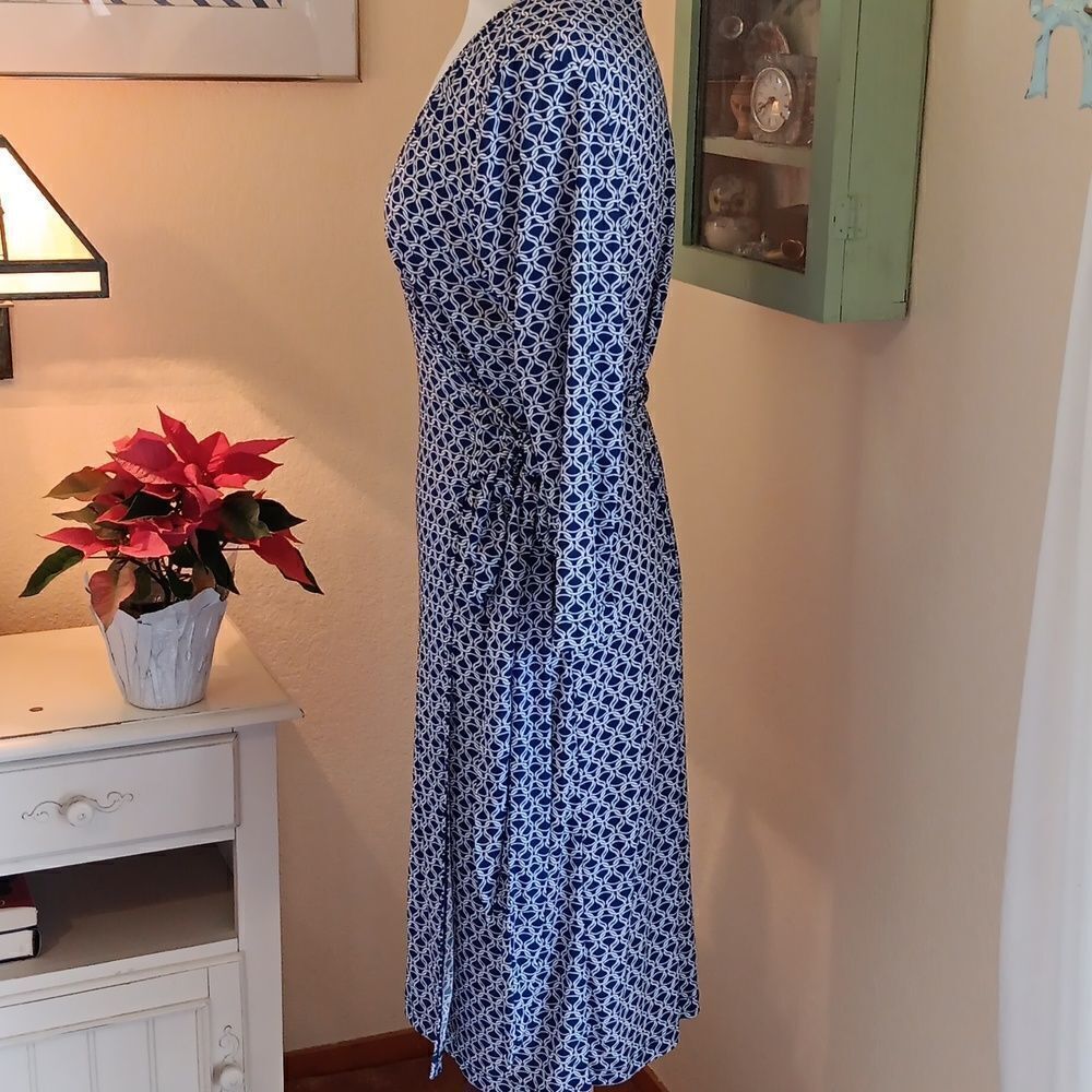 Japanese Weekend Maternity True Wrap Dress - Picture 8 of 12